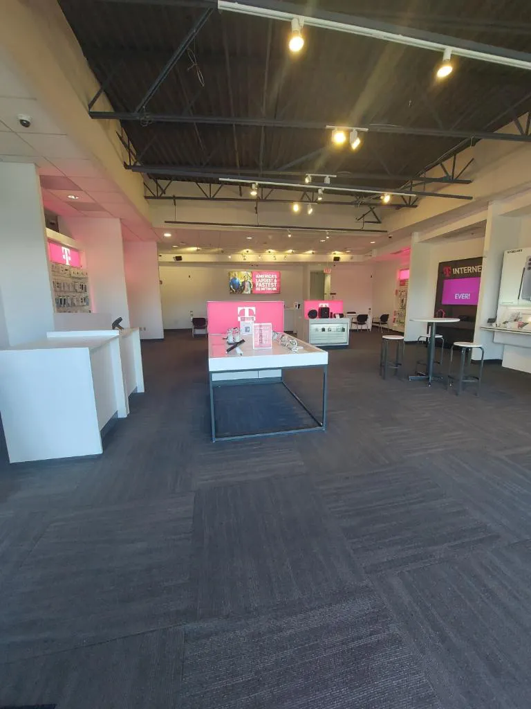  Interior photo of T-Mobile Store at Sockanosset Cross Road, Cranston, RI 
