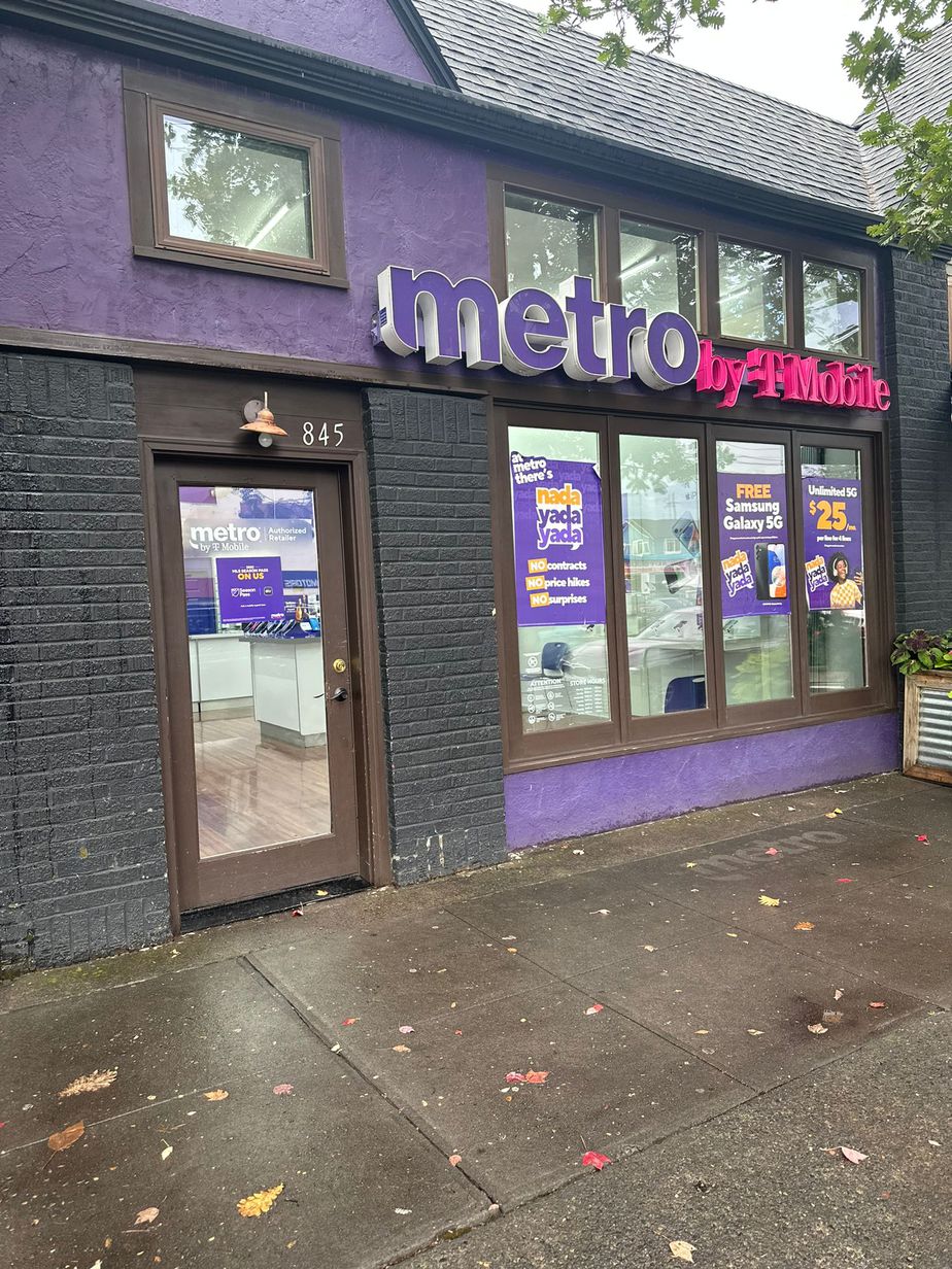  Image alt text 