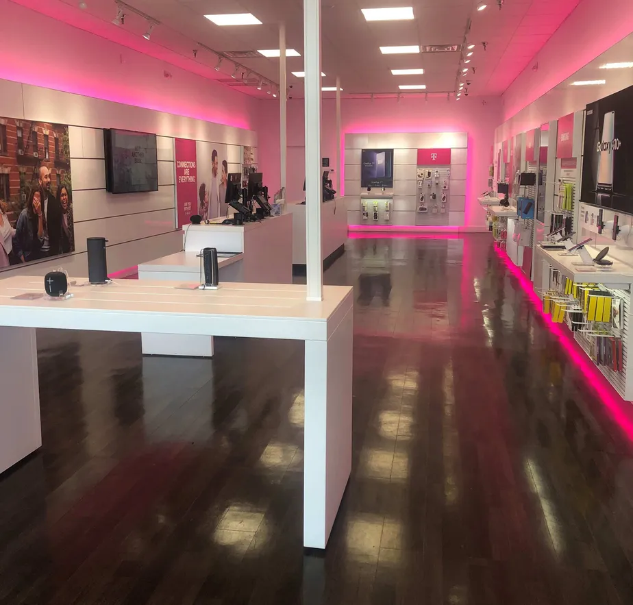 Interior photo of T-Mobile Store at Shunpike Rd & West St, Cromwell, CT