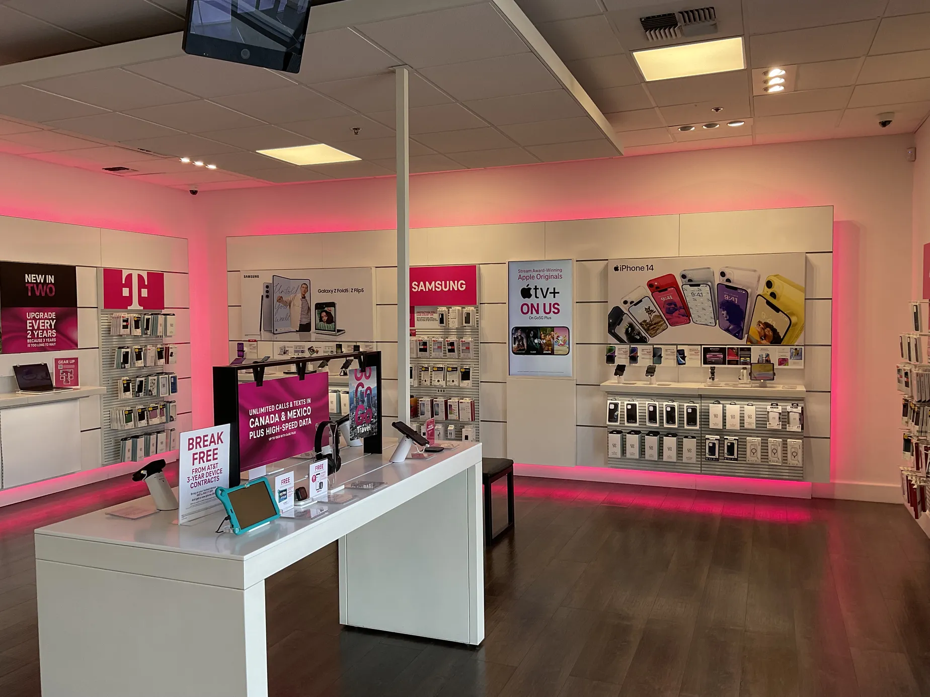 TMobile California & Real Road Bakersfield, CA