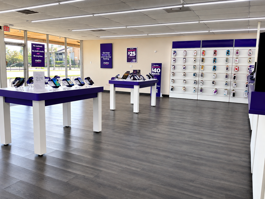 Metro by T-Mobile 8604 Calmont Ave - 8604 Calmont Ave 