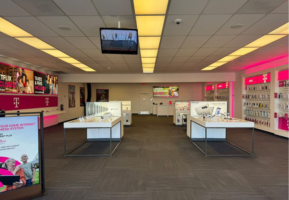 Interior photo of T-Mobile Store at Main St & E Mountain View St, Barstow, CA