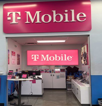 T-Mobile at Walmart La Virgencita Toa Baja