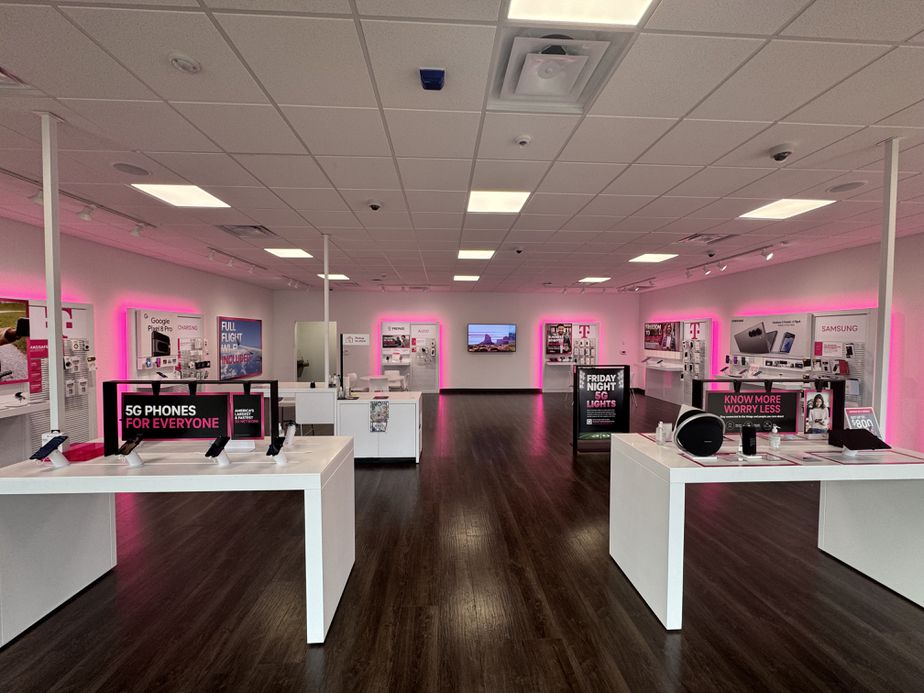 Interior photo of T-Mobile Store at Main & 16th St, Cottage Grove, OR