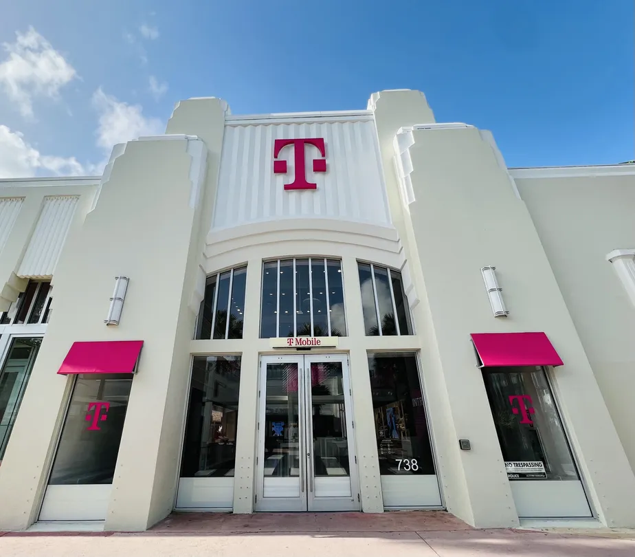 Exterior photo of T-Mobile Store at South Beach, Miami Beach, FL