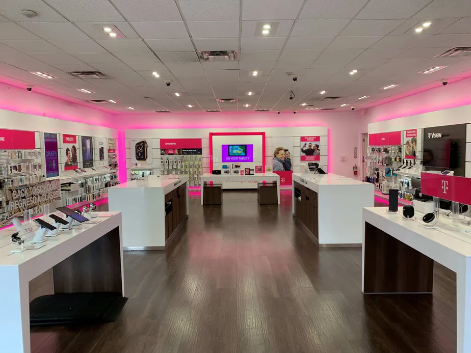 Interior photo of T-Mobile Store at Figueroa & Adams, Los Angeles, CA