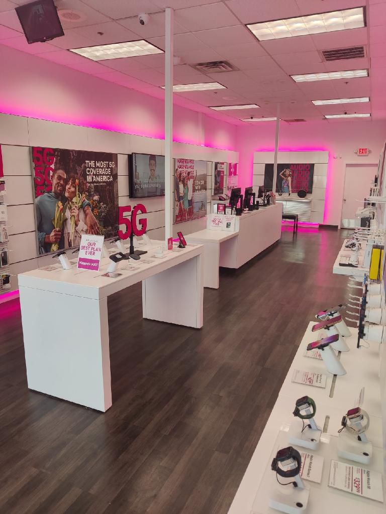 Interior photo of T-Mobile Store at Brookside Av & Summerville Way, Chester, NY