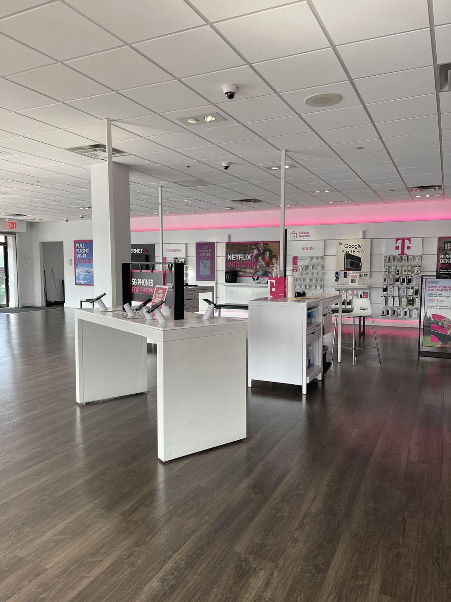 Interior photo of T-Mobile Store at Bay Plaza, Bronx, NY