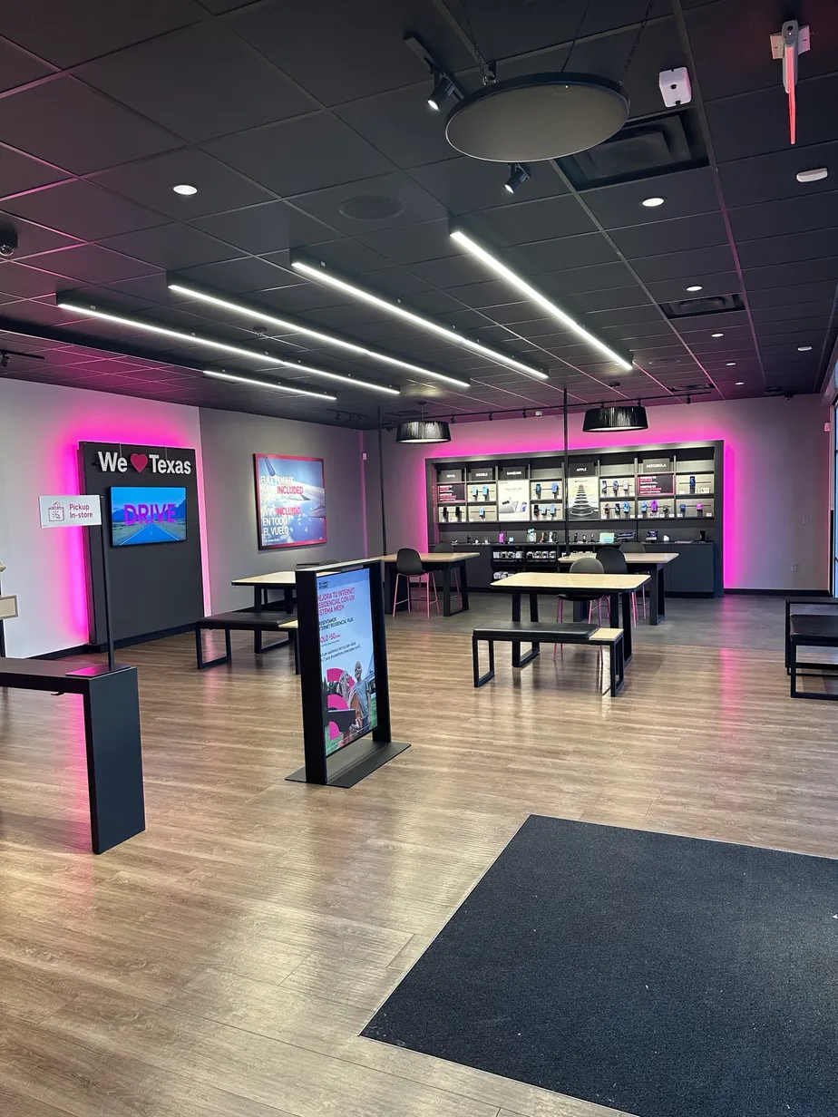  Interior photo of T-Mobile Store at Loop 375 & Alameda Boulevard, El Paso, TX 