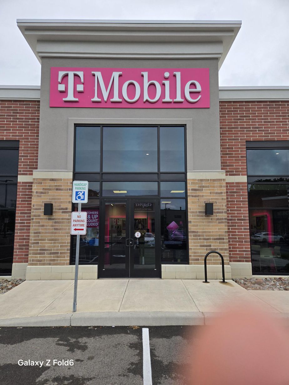 Exterior photo of T-Mobile Store at Monroe & Clover, Rochester, NY
