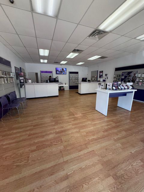 Metro by T-Mobile 8053 Tara Blvd - 8053 Tara Blvd 