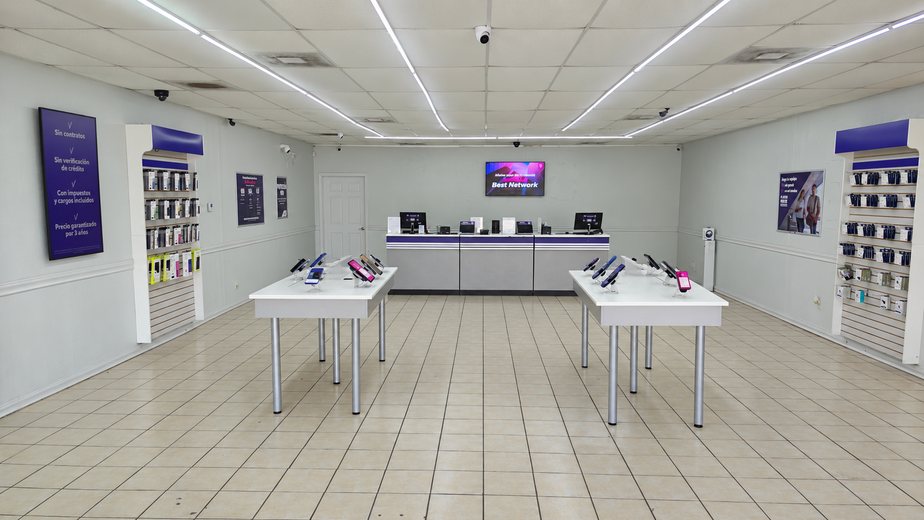 Metro by T-Mobile 4720 Aldine Mail Route Rd - 4720 Aldine Mail Route Rd 