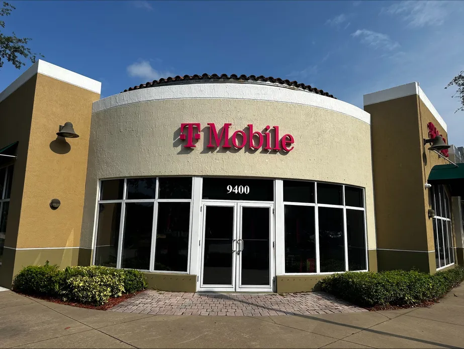  Exterior photo of T-Mobile Store at NE 2nd Ave & NE 94th St, Miami Shores, FL 