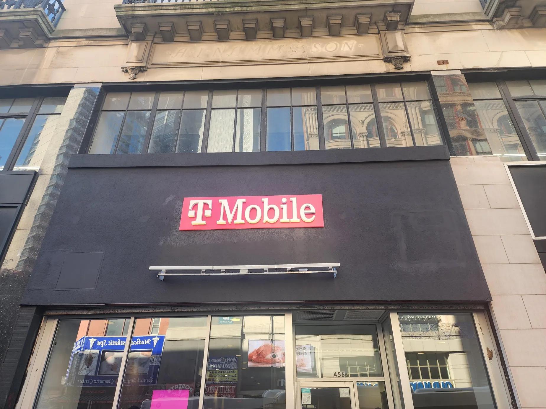 TMobile Fulton St and Hoyt St Brooklyn, NY