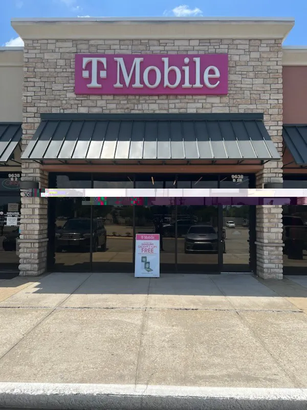 Foto del exterior de la tienda T-Mobile en Airline Hwy, Baton Rouge, LA