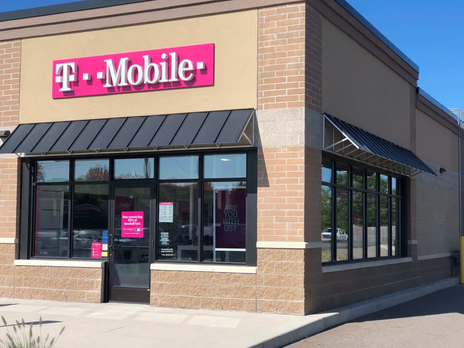 Exterior photo of T-Mobile store at Kalamazoo Ave Se & 68th St Se, Grand Rapids, MI