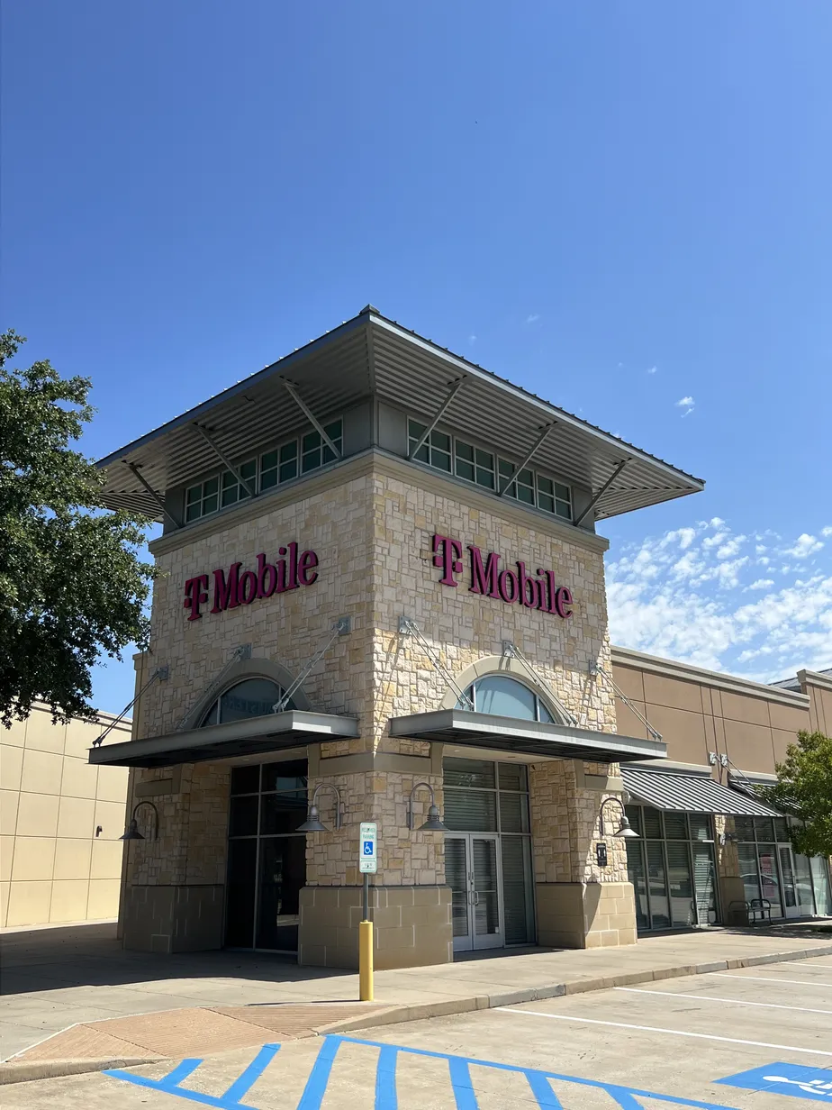 Exterior photo of T-Mobile Store at Fm 407 & Fm 2499, Lewisville, TX