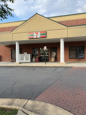 Image gallery for 7-Eleven