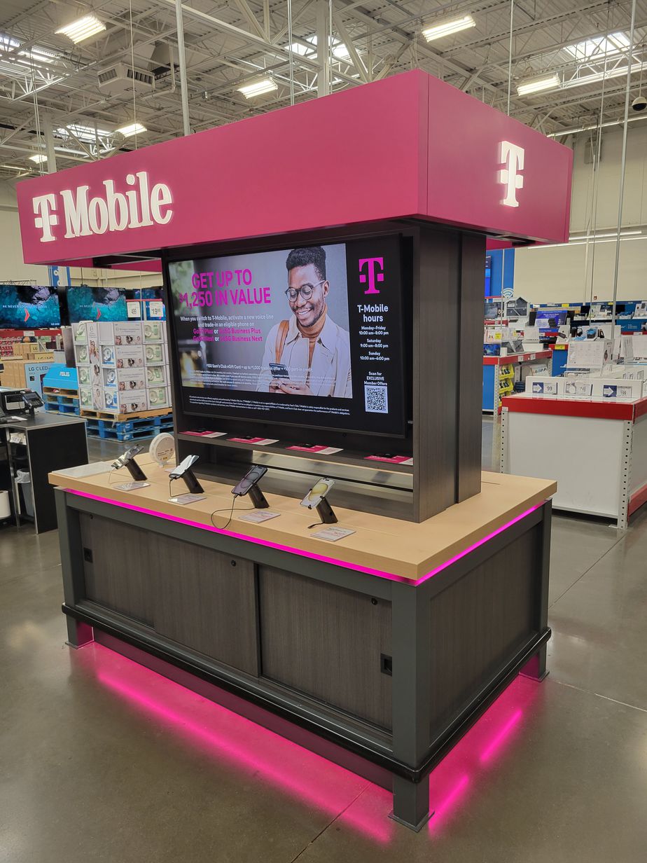 Exterior photo of T-Mobile Store at Sam's Club Pittsburgh PA, Pittsburgh, PA
