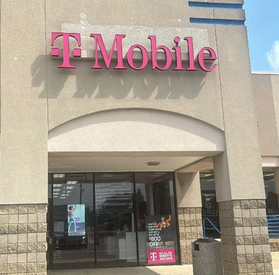 T-Mobile Authorized Retailer