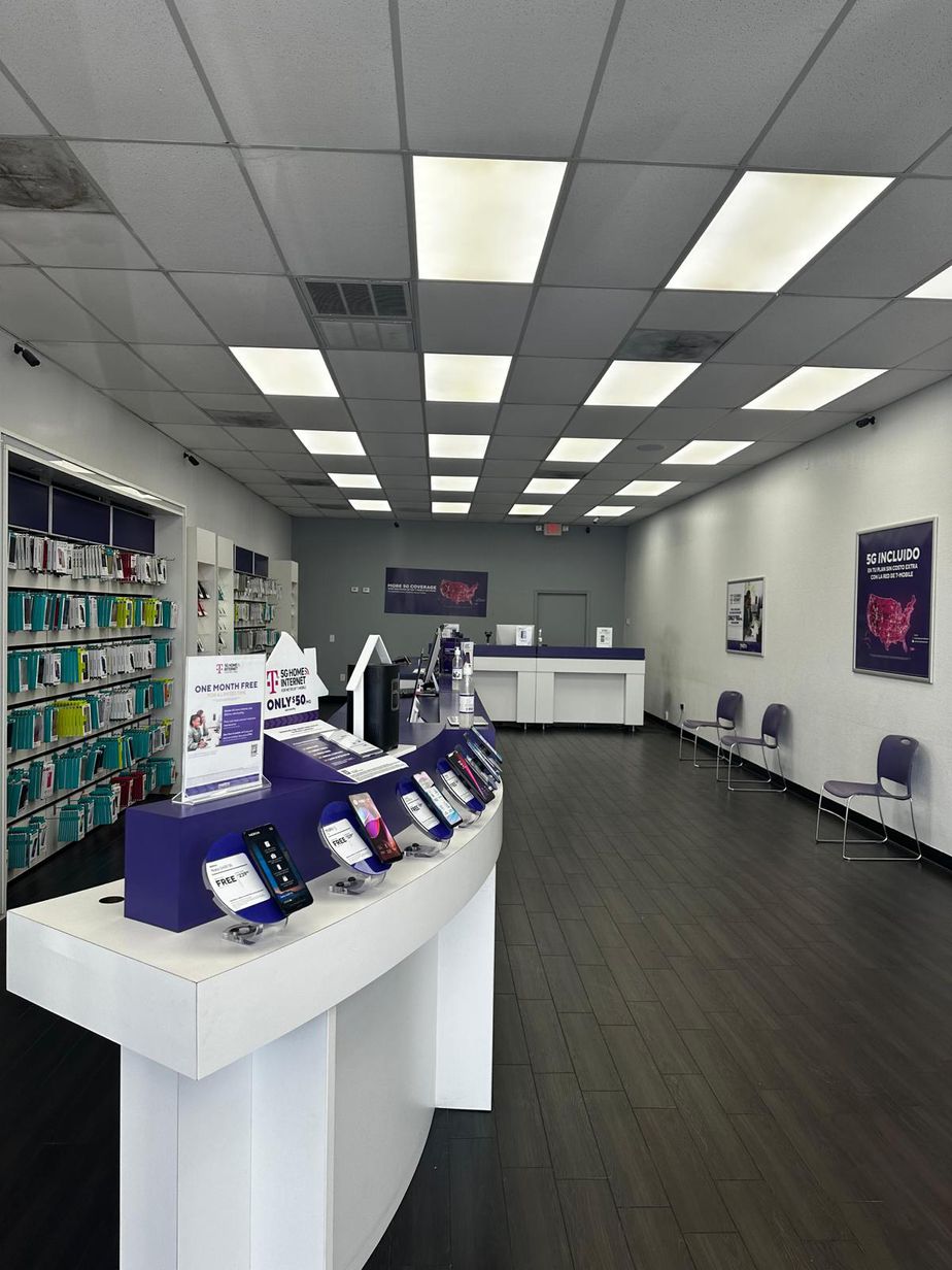 Image alt text