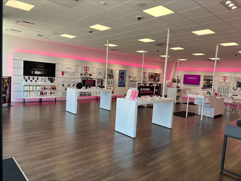 Interior photo of T-Mobile Store at Blanco and Wurzbach Pkwy, San Antonio, TX