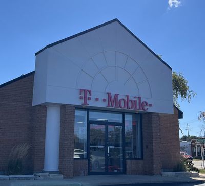T-Mobile Authorized Retailer