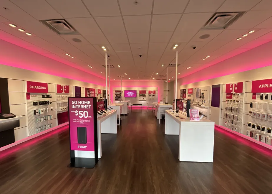 Interior photo of T-Mobile Store at Towne Blvd & Village Drive, Middletown, OH