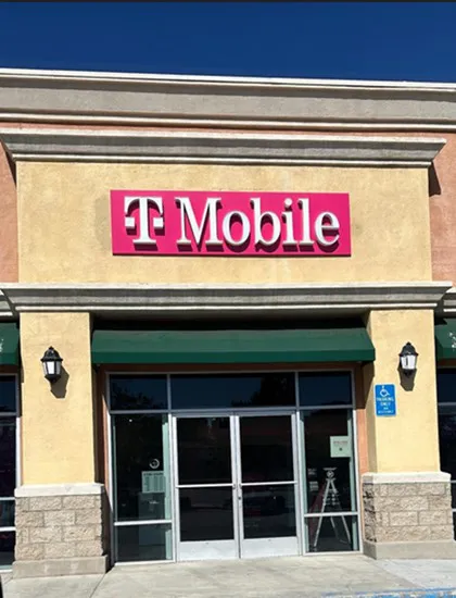  Exterior photo of T-Mobile Store at Ave L & 10th St W, Lancaster, CA 
