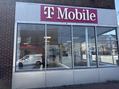 T-Mobile Authorized Retailer