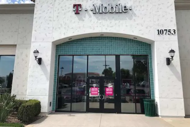 Exterior photo of T-Mobile store at I-15 & Mira Mesa Blvd, San Diego, CA