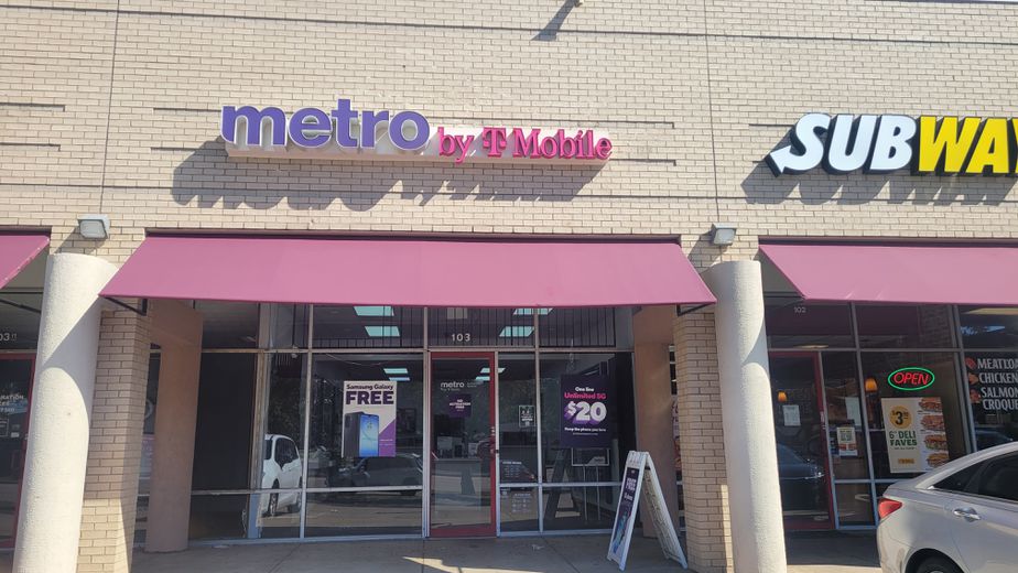 Metro by T-Mobile 4353 Gannon Ln - 4353 Gannon Ln 