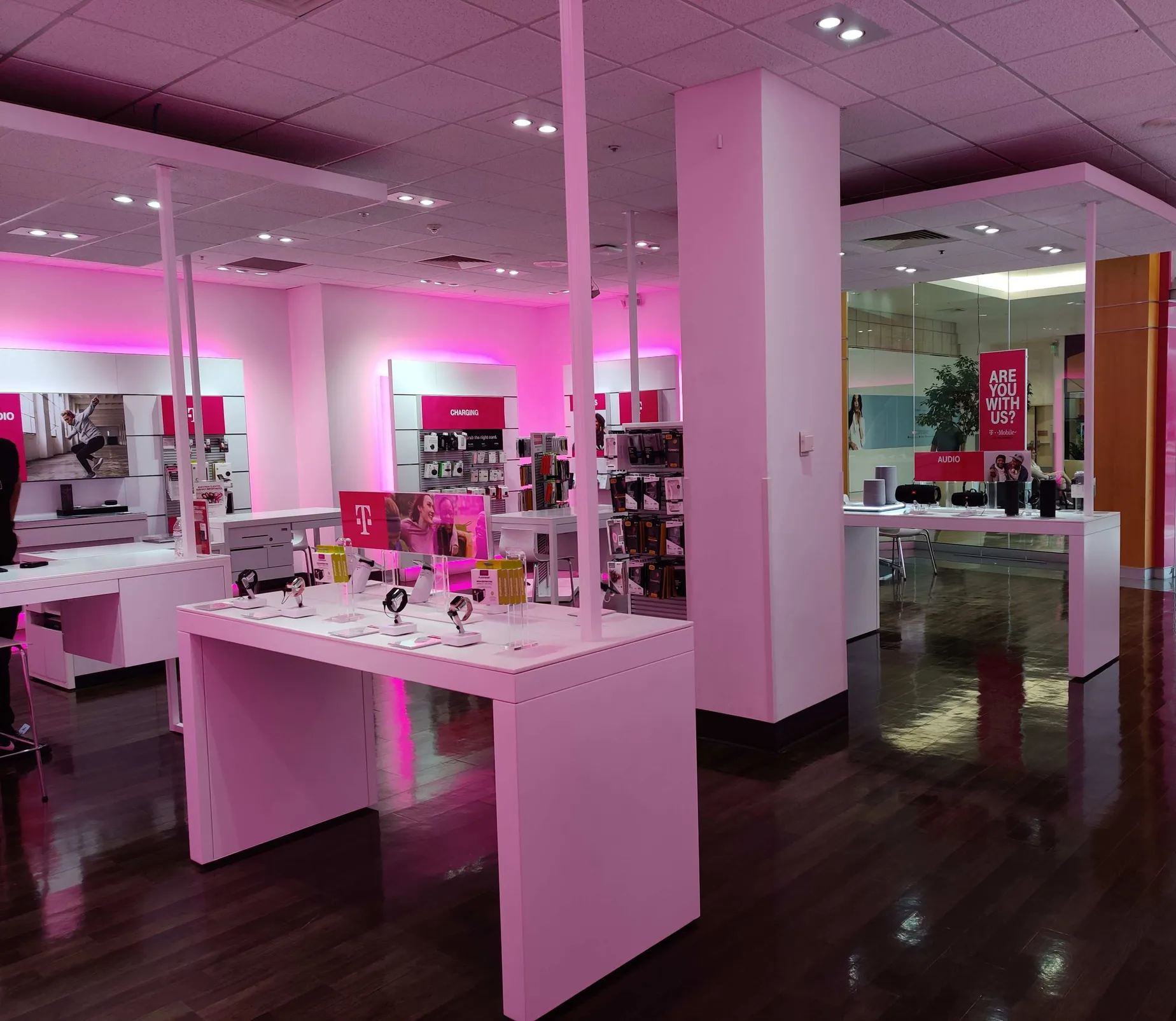 TMobile Chandler Fashion Mall West Wing 2nd Level Chandler, AZ
