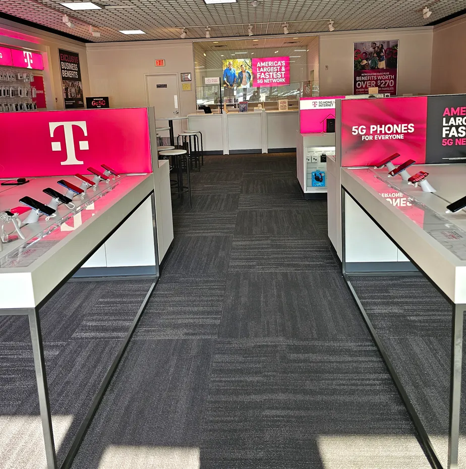 Interior photo of T-Mobile Store at Denton Hwy & Kelly Lynn Ln, Watauga, TX