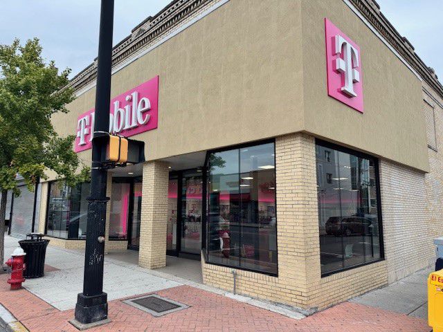 T-Mobile Bergenline & 58th