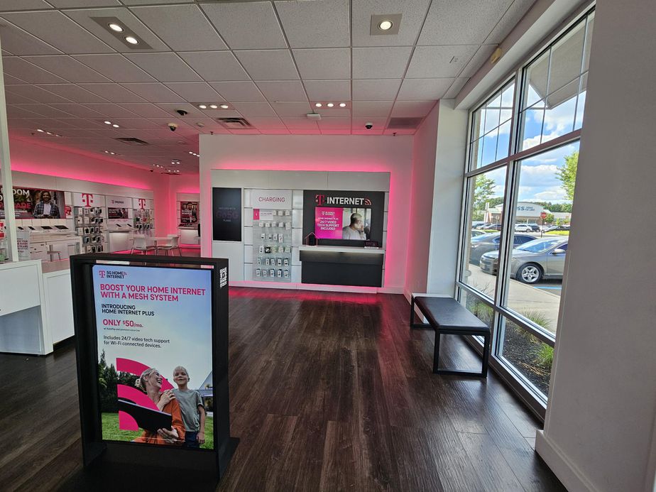 Interior photo of T-Mobile Store at Rt 130 & Cinnaminson Ave, Cinnaminson, NJ