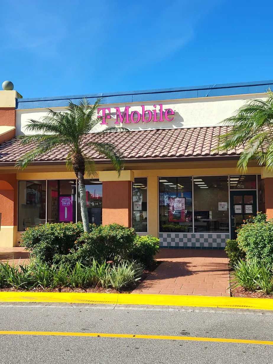  Exterior photo of T-Mobile Store at Santa Barbara Centre, Cape Coral, FL 