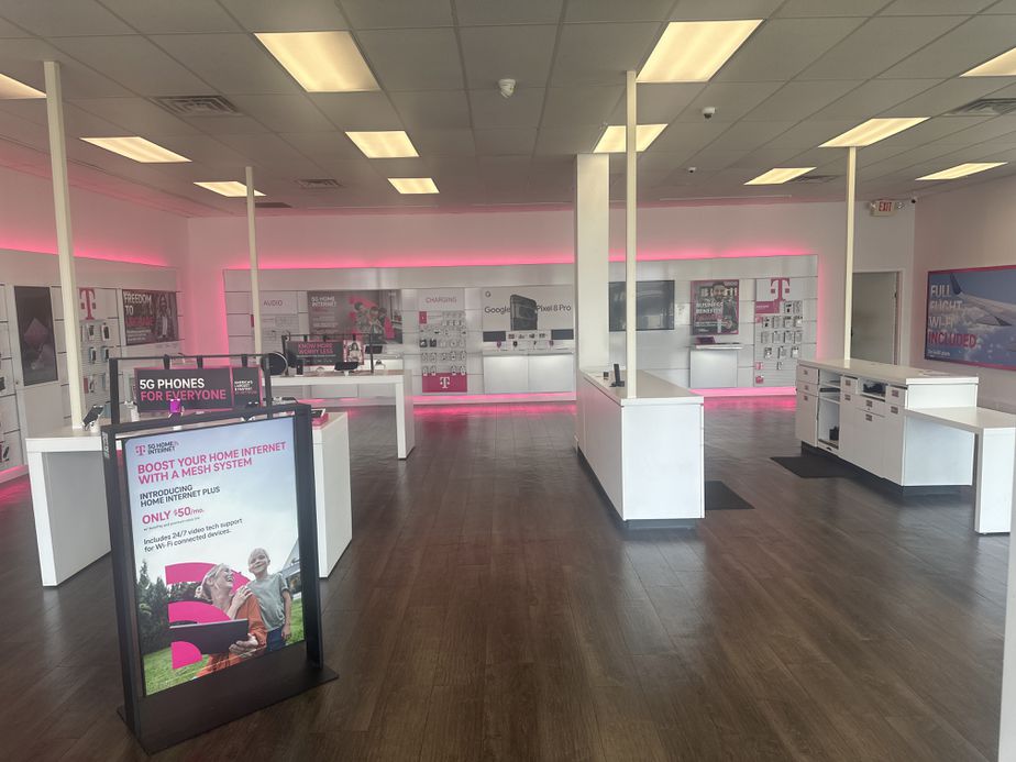 Interior photo of T-Mobile Store at Nj-33 & Yardville-hamilton Sq Rd, Hamilton, NJ