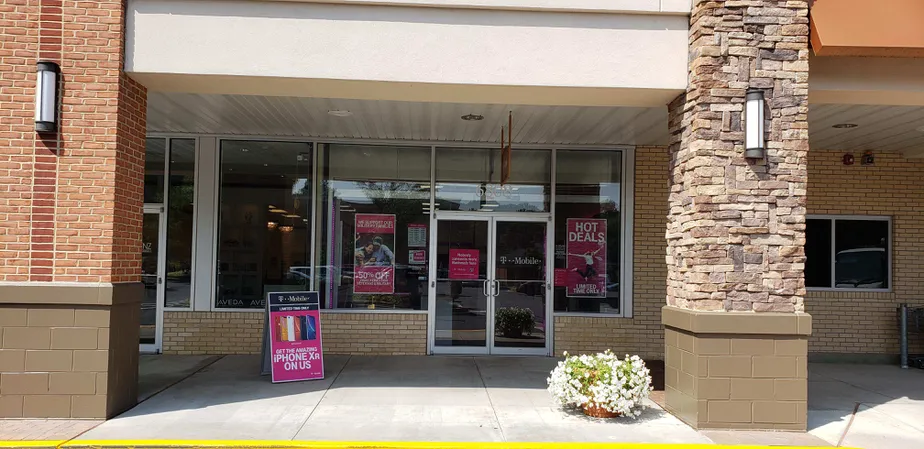 Exterior photo of T-Mobile store at Annapolis Rd & Race Track Rd, Bowie, MD