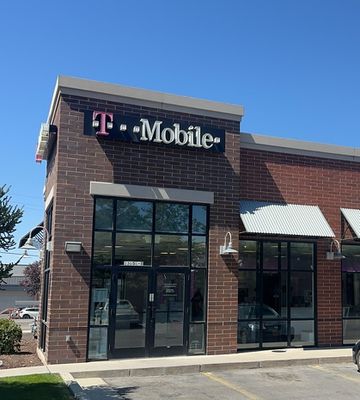T-Mobile Authorized Retailer