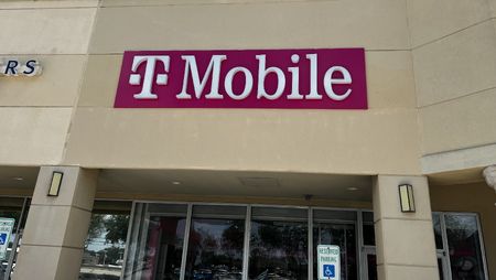 Exterior photo of T-Mobile Store at Almeda Genoa & I-45 South, Houston, TX