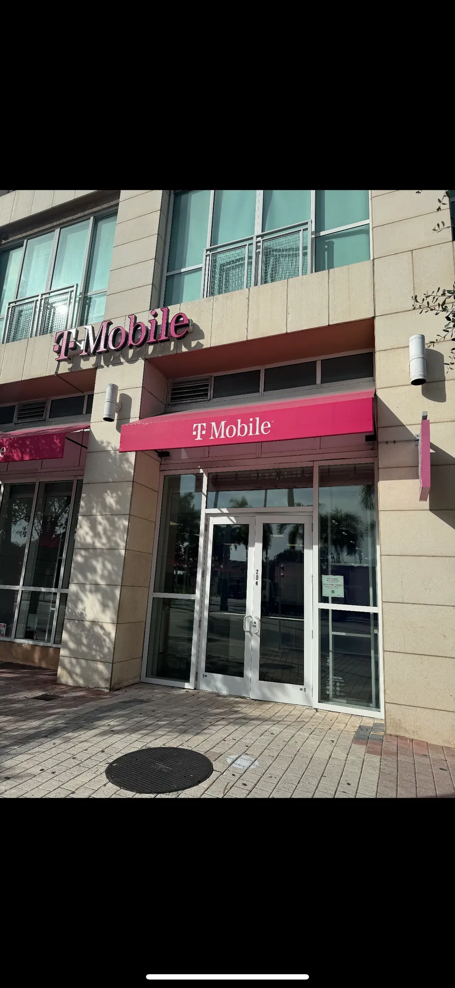  Exterior photo of T-Mobile Store at Biscayne Blvd & NE 2nd St, Miami, FL 