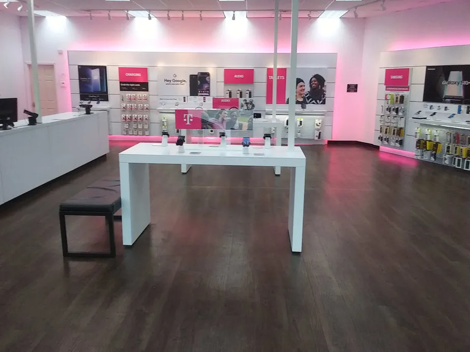 Interior photo of T-Mobile Store at US-130 & Elizabeth St, Bordentown, NJ