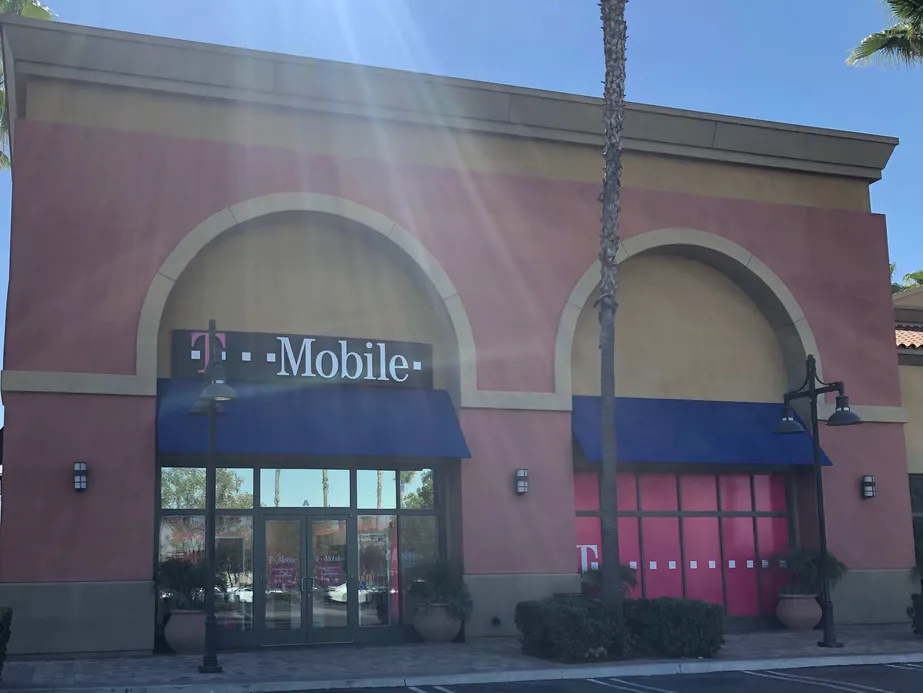  Exterior photo of T-Mobile store at Alabama & Lugonia, Redlands, CA 