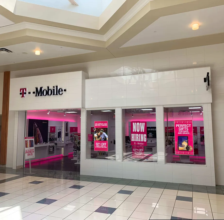 Exterior photo of T-Mobile store at West Towne Mall, Madison, WI