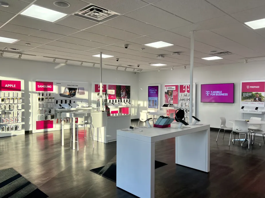 Interior photo of T-Mobile Store at Hamilton & Cook, Sioux City, IA