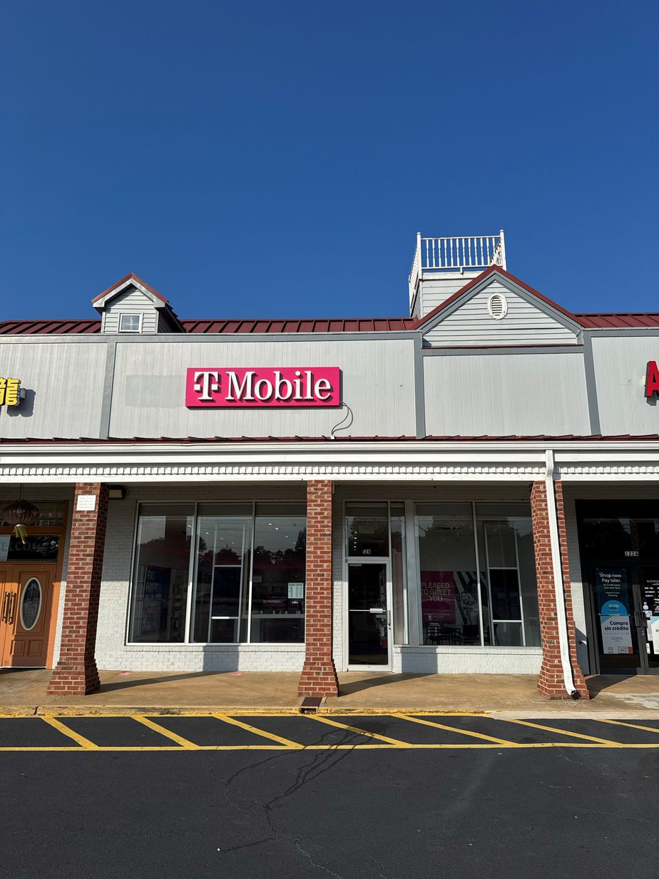 Exterior photo of T-Mobile Store at Alps Rd & Broad St, Athens, GA