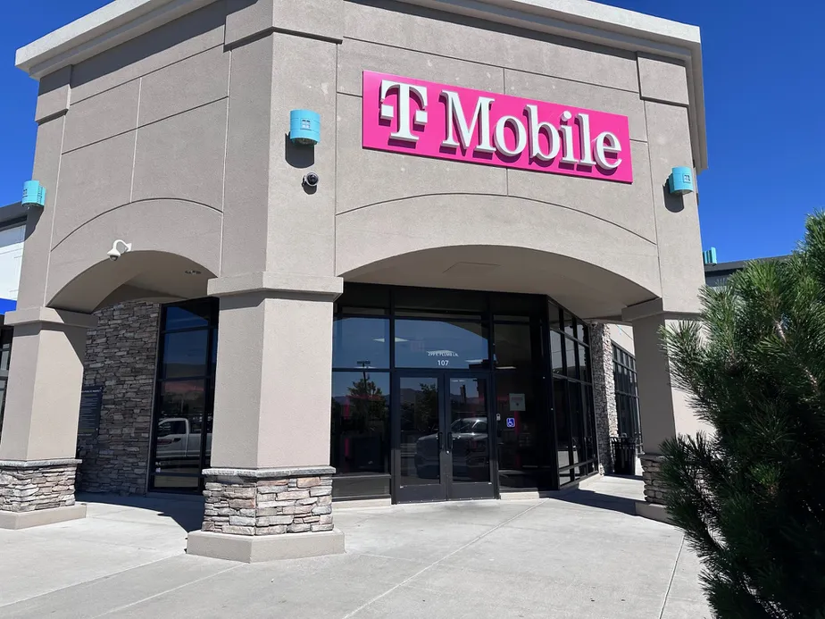  Exterior photo of T-Mobile Store at Plumb & S Virginia, Reno, NV 