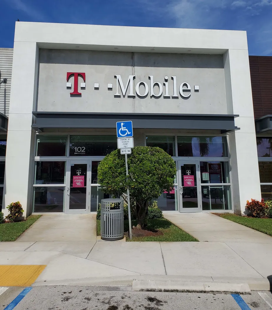 Exterior photo of T-Mobile store at N Federal & Ne 24th Street, Pompano Beach, FL