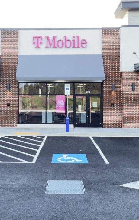 Exterior photo of T-Mobile Store at Fox Run, Prince Frederick, MD